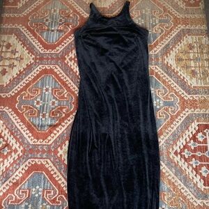 Vintage Keyhole Back Long Black Velvet Dress